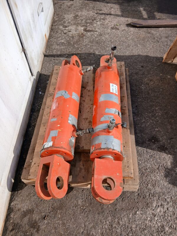 Ferjovi S.A. Hydraulic Pull Push Cylinders  x 4 Stock 5077