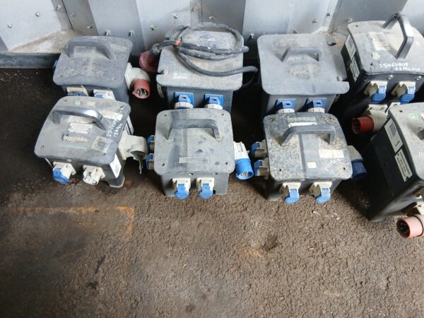 Event Distribution Units x 69 Stock 5071, 5072, 5073 - Image 15