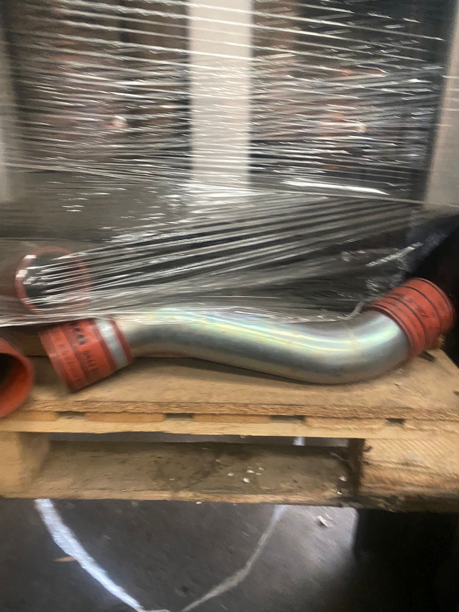 IVECO Radiator with Pipes Stock 5132 - Hawick Plant Ltd